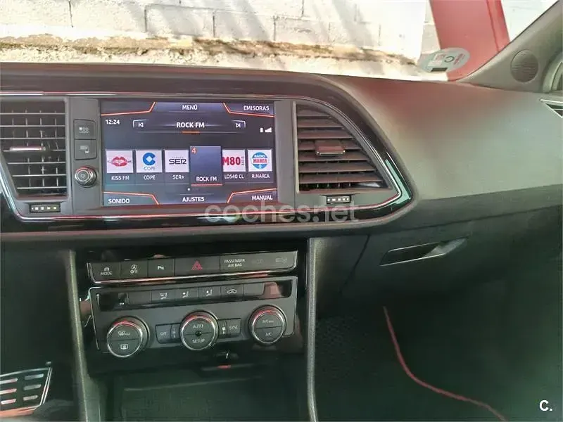 Usado Seat Leon ST FR 150 CV (110 kW) 2019 Negro Familiar