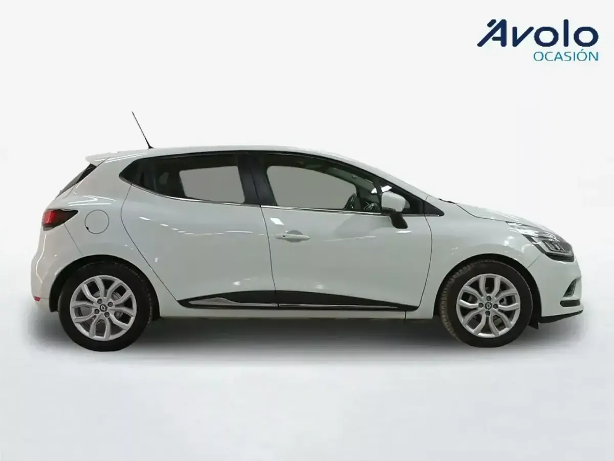 Usado Renault Clio IV Dynamique 90 CV (66 kW) 2016 Blanco Berlina