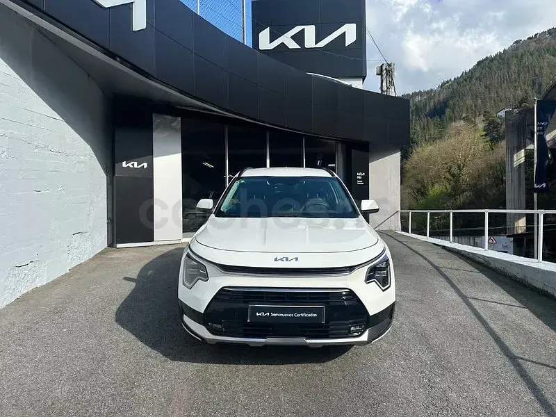 Usado Kia Niro 129 CV (94 kW) 2025 Blanco SUV