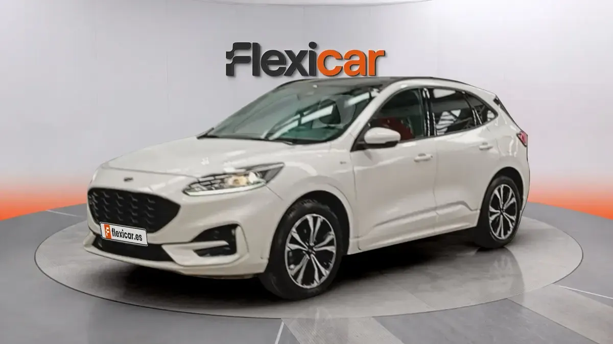 Usado Ford Kuga ST-Line 190 CV (139 kW) 2021 Blanco SUV