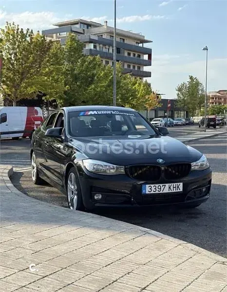 Usado BMW 318 143 CV (105 kW) 2014 Negro Berlina
