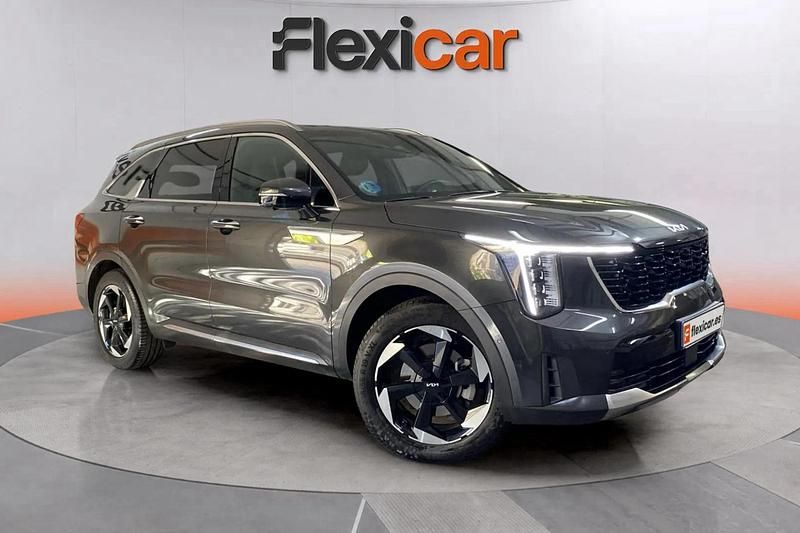 Gris Usado 2024 Kia Sorento SUV | 42.490 € (Buen precio) - Imagen 1/4