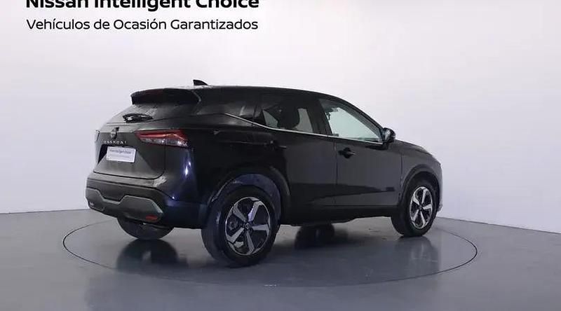 Używany Nissan Qashqai N-Connecta 140 KM (102 kW) 2024 Czarny SUV