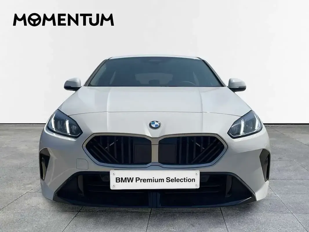 Nuevo BMW 116 122 CV (89 kW) 2026 Blanco Utilitario