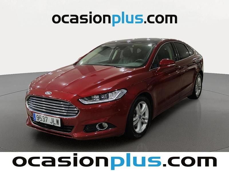 Rojo Usado 2016 Ford Mondeo Titanium Berlina | 15.556 € (Un poco caro) - Imagen 1/4