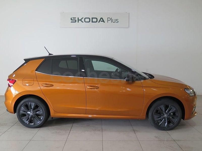 Nuevo Skoda Fabia 95 CV (69 kW) 2025 Naranja Utilitario