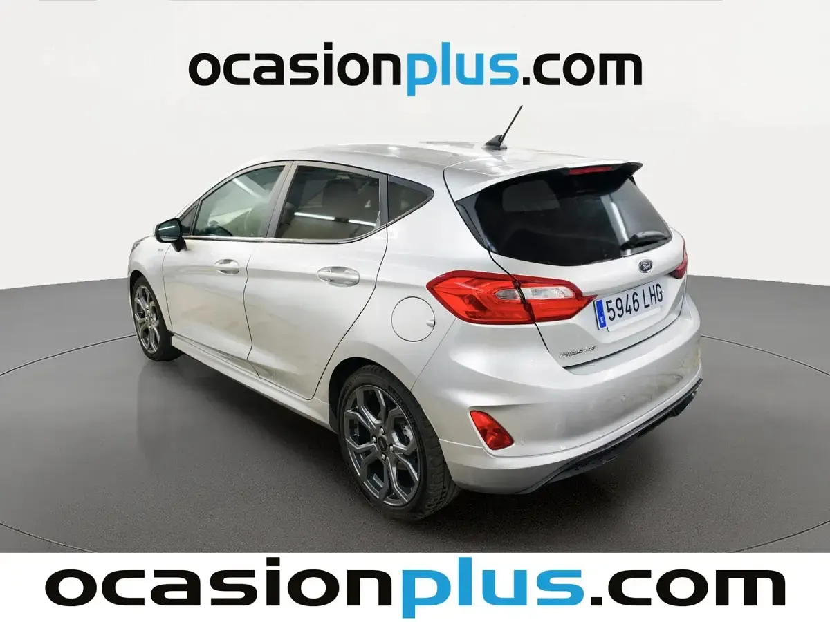 Usado Ford Fiesta ST-Line 140 CV (102 kW) 2020 Gris plata Utilitario