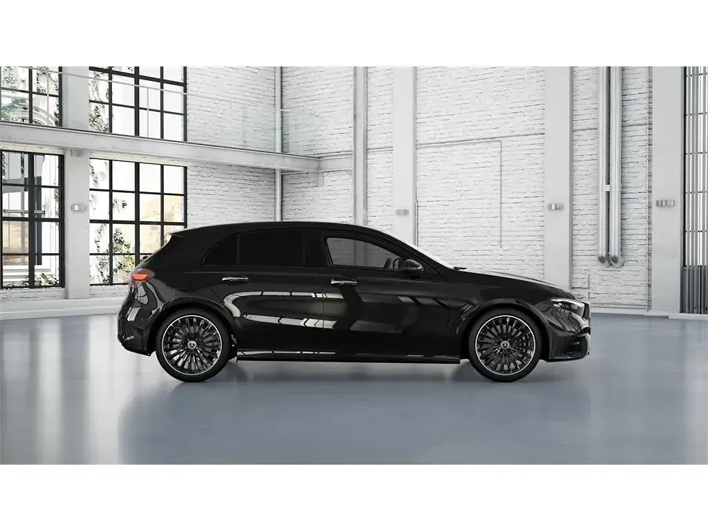 Nuevo Mercedes A250 218 CV (160 kW) 2026 Negro cosmos Berlina