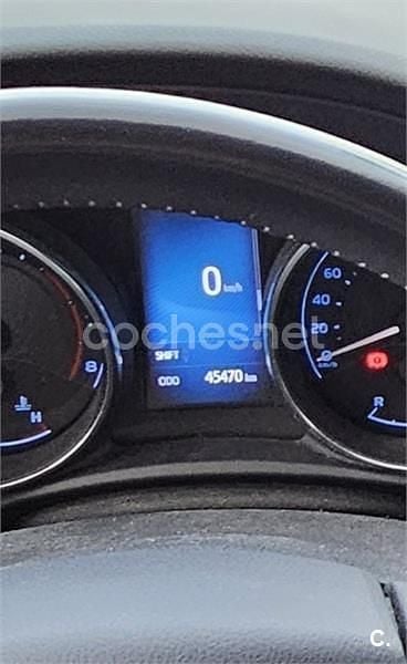 Usado Toyota Auris Active 116 CV (85 kW) 2016 Negro Berlina