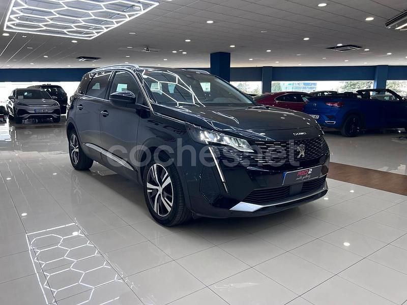 Usado Peugeot 5008 Allure 130 CV (95 kW) 2021 Negro SUV