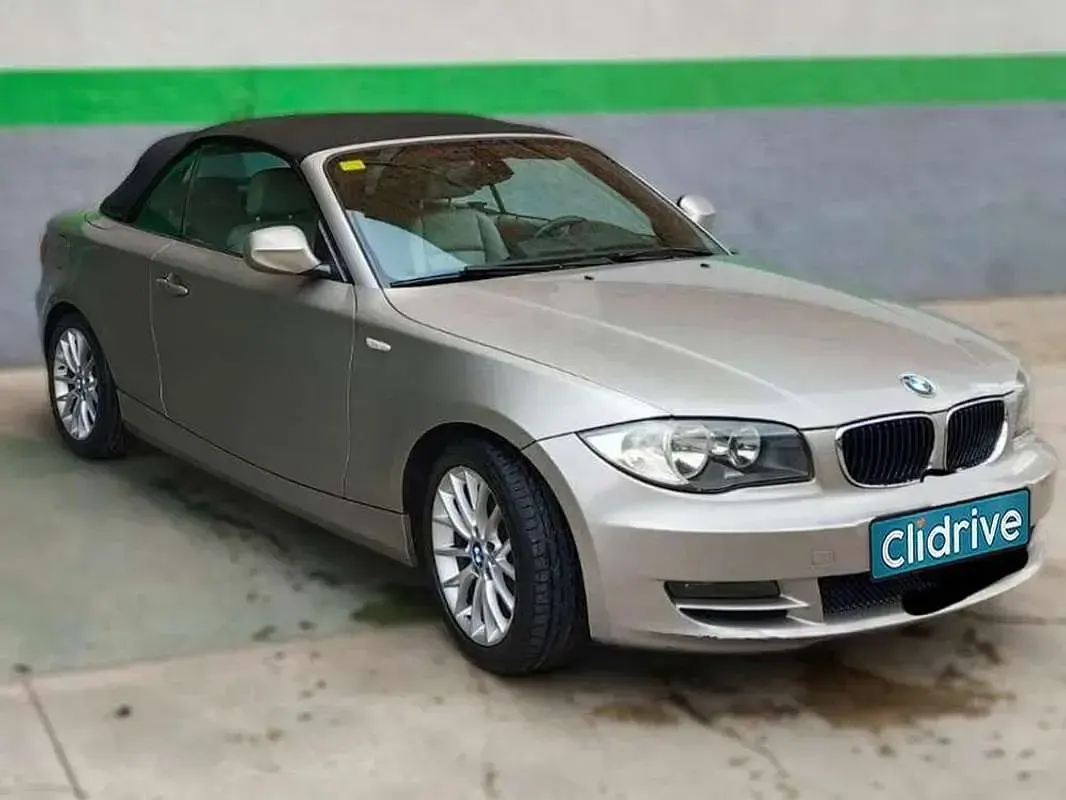 Usado BMW 118 Cabriolet 143 CV (105 kW) 2010 Gris Descapotable