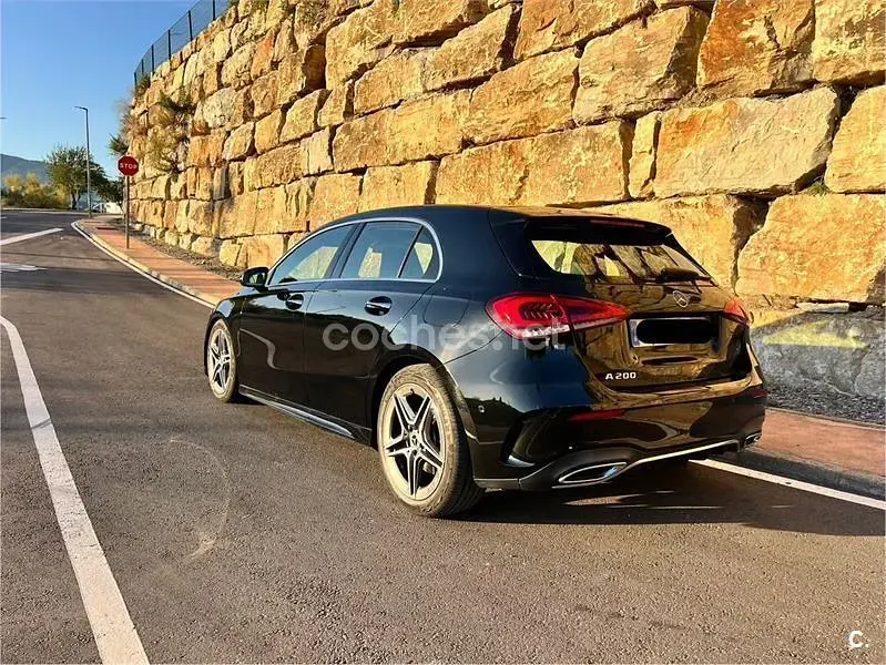 Usado Mercedes A200 163 CV (119 kW) 2021 Negro Berlina