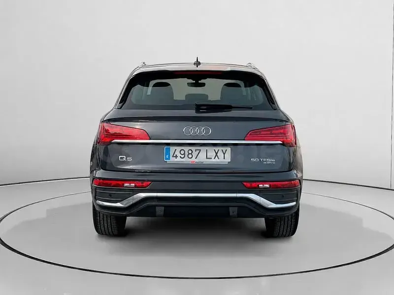 Usado Audi Q5 Sportback Advanced Plus 299 CV (219 kW) 2022 Gris / plata SUV