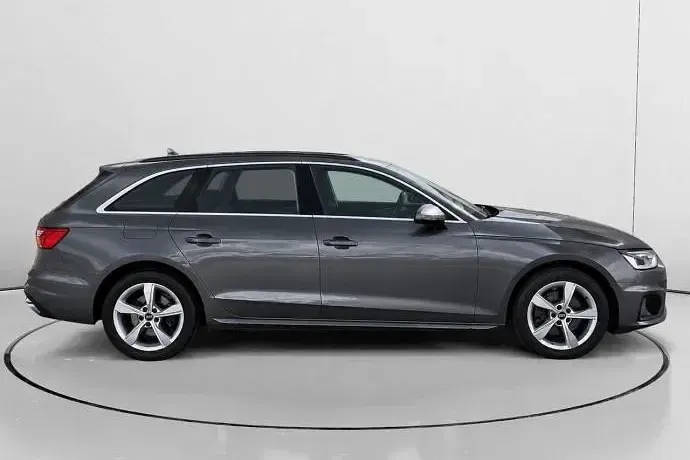Usado Audi A4 Advanced Plus 163 CV (119 kW) 2021 Gris Familiar
