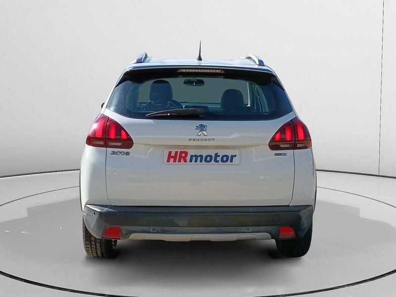 Usado Peugeot 2008 Allure 110 CV (80 kW) 2017 Blanco SUV
