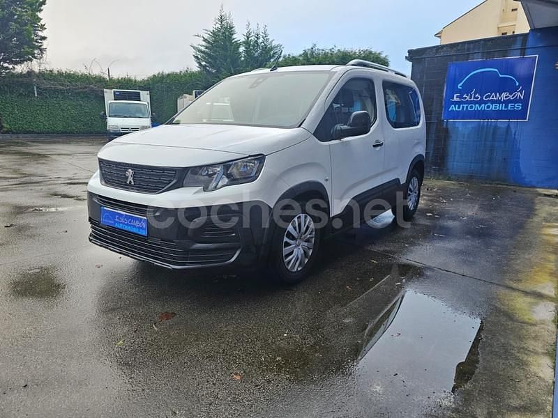 Usado Peugeot Rifter Active 102 CV (75 kW) 2019 Blanco Monovolumen