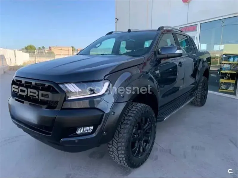 Usado Ford Ranger Wildtrack 200 CV (147 kW) 2017 Gris / plata Pickup/Camioneta