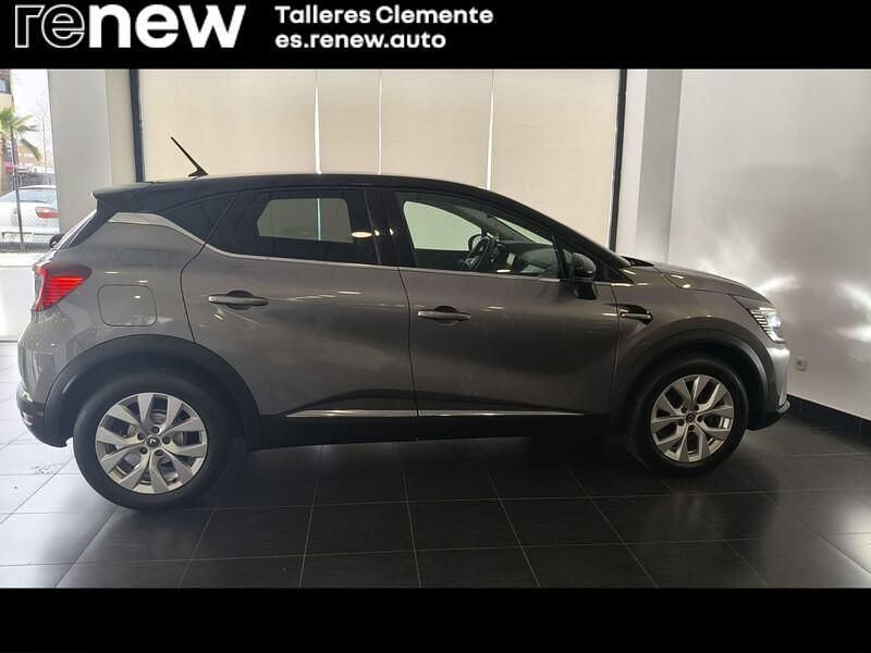 Usado Renault Captur Zen 130 CV (95 kW) 2020 Gris SUV