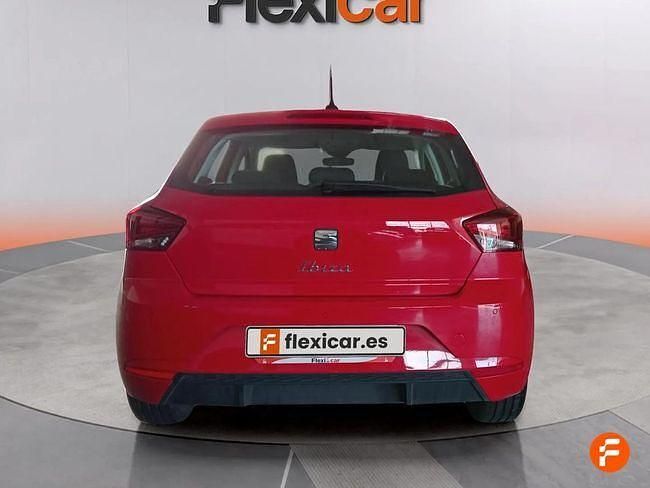 Usado Seat Ibiza Style 110 CV (80 kW) 2023 Rojo Berlina
