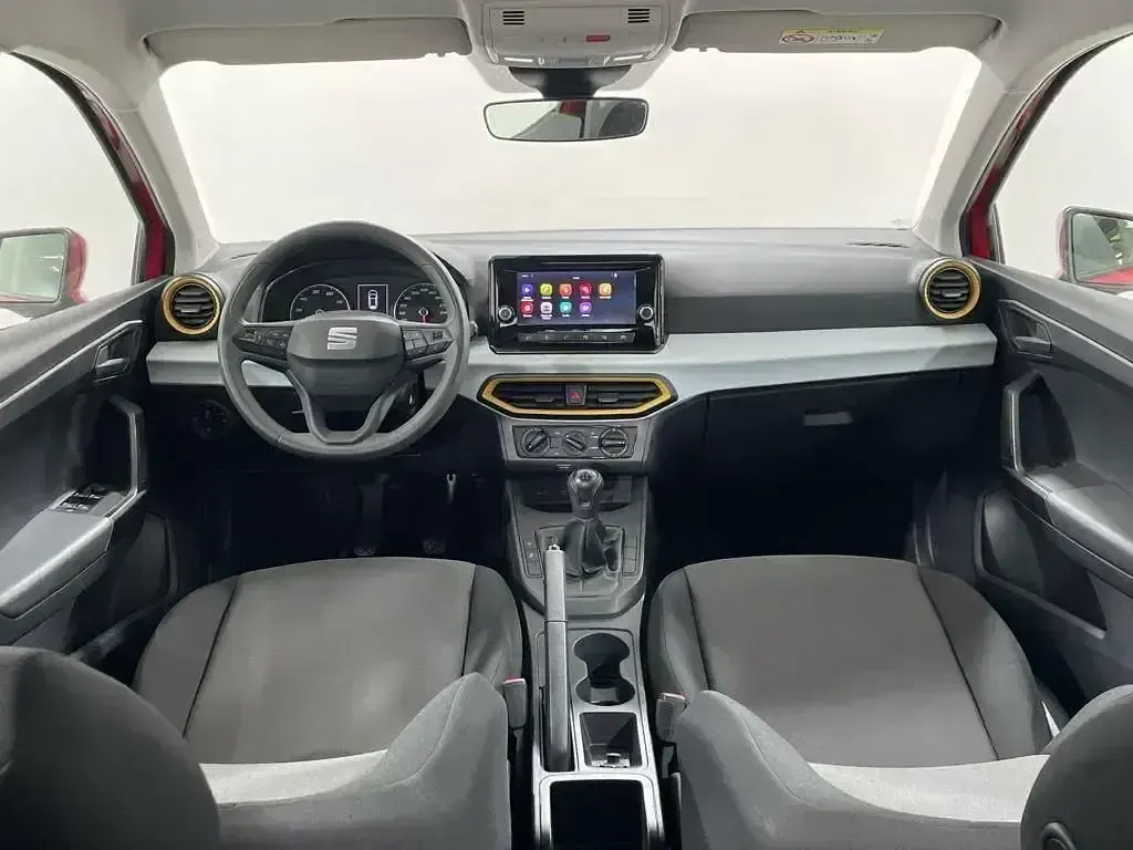 Usado Seat Ibiza Reference 80 CV (58 kW) 2022 Rojo Utilitario