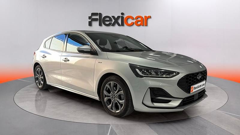 Usado Ford Focus ST-Line 155 CV (114 kW) 2023 Gris Berlina