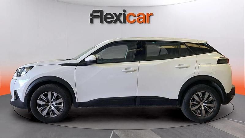 Usado Peugeot 2008 Active 110 CV (80 kW) 2021 Blanco SUV