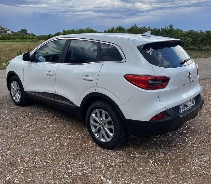 Usado Renault Kadjar Intens 132 CV (97 kW) 2015 Blanco SUV