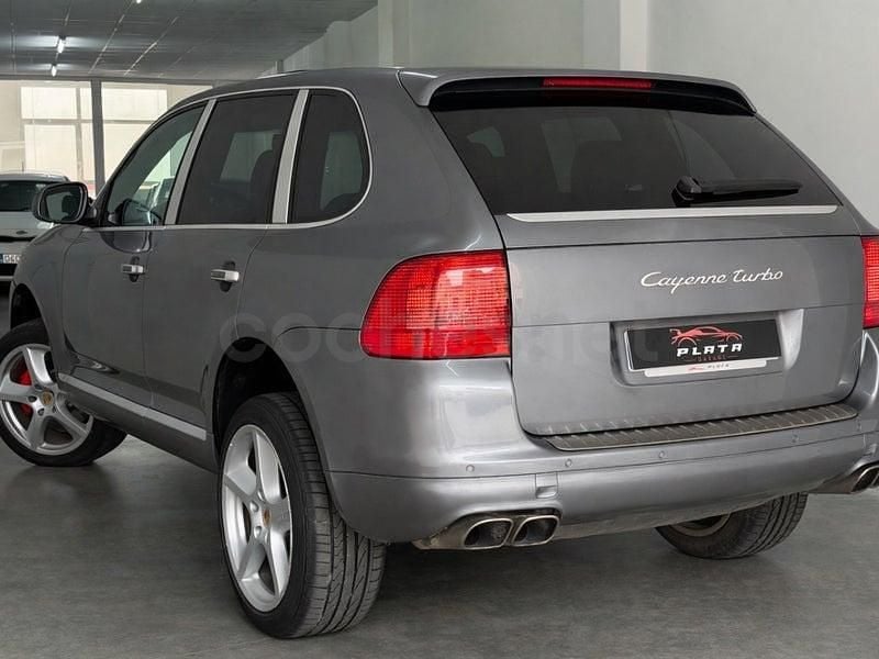 Usado Porsche Cayenne Turbo 450 CV (330 kW) 2005 Gris / plata SUV