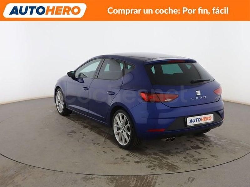 Usado Seat Leon FR 150 CV (110 kW) 2020 Azul Berlina