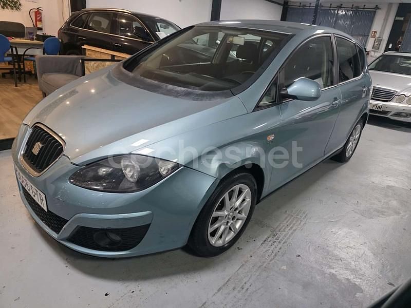 Azul Usado 2010 Seat Altea Reference Monovolumen | 3990 € (Buen precio) - Imagen 1/4