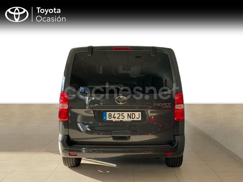 Usado Toyota Proace Verso Plus 177 CV (130 kW) 2025 Marrón Familiar