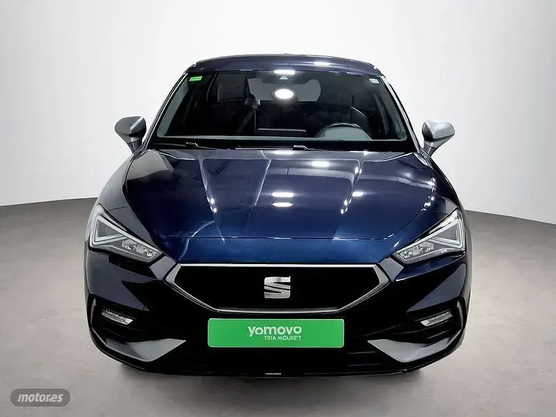 Usado Seat Leon FR 150 CV (110 kW) 2021 Gris Berlina