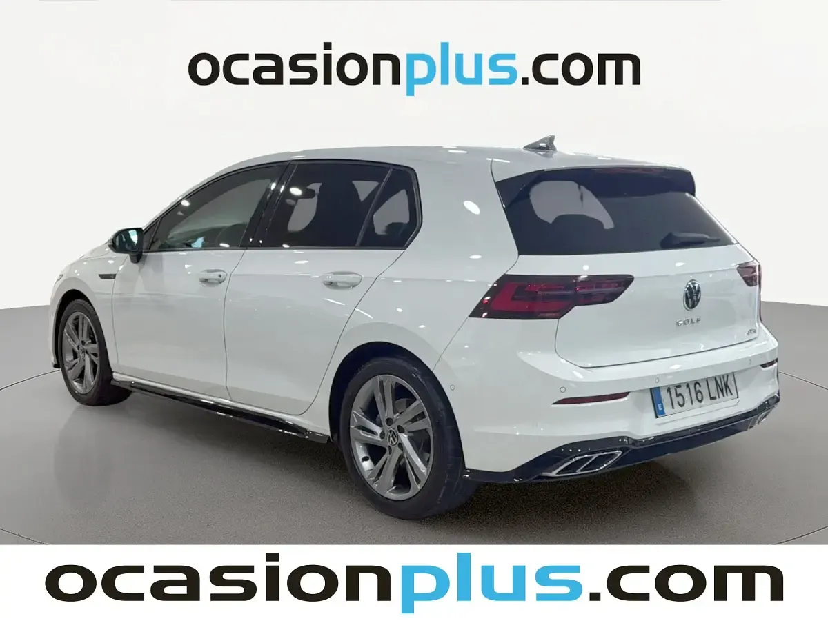 Usado VW Golf VII R-line 150 CV (110 kW) 2021 Blanco Utilitario