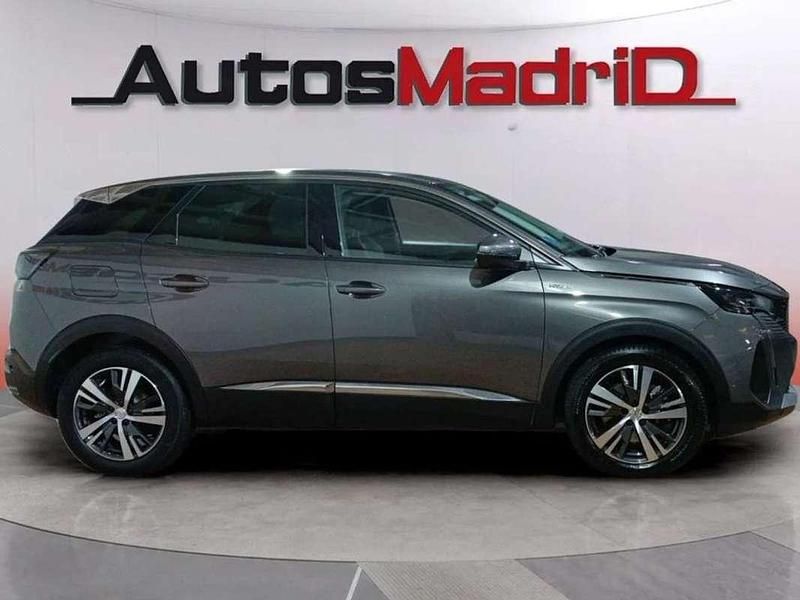 Usado Peugeot 3008 Allure 227 CV (166 kW) 2021 Gris SUV