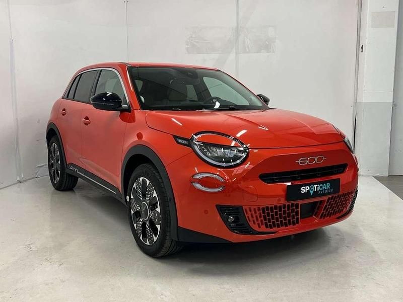 Usado Fiat 600E La Prima 114 kW (156 CV) 2024 Naranja SUV