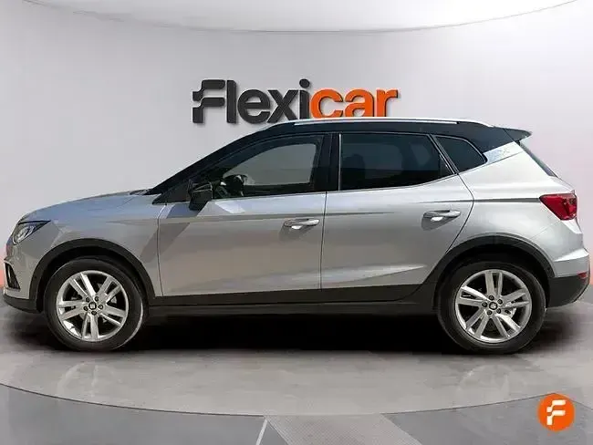 Usado Seat Arona FR 150 CV (110 kW) 2020 Gris SUV