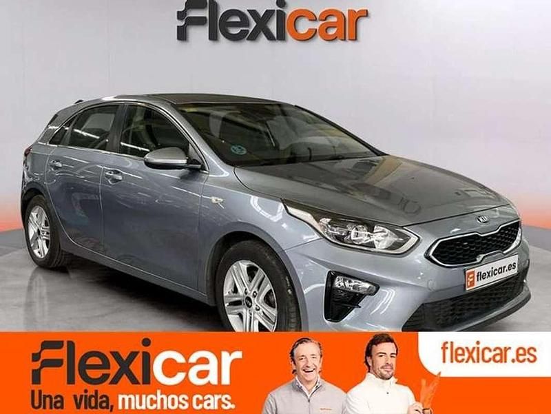 Gris Usado 2020 Kia Ceed Berlina | 12.490 € (Super precio) - Imagen 1/4