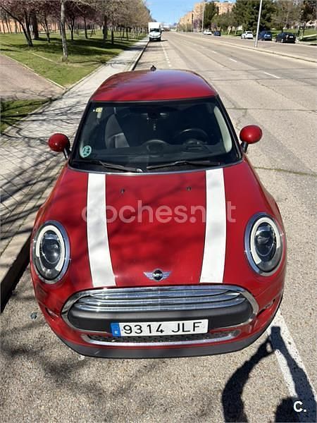 Usado Mini ONE 102 CV (75 kW) 2016 Rojo Utilitario