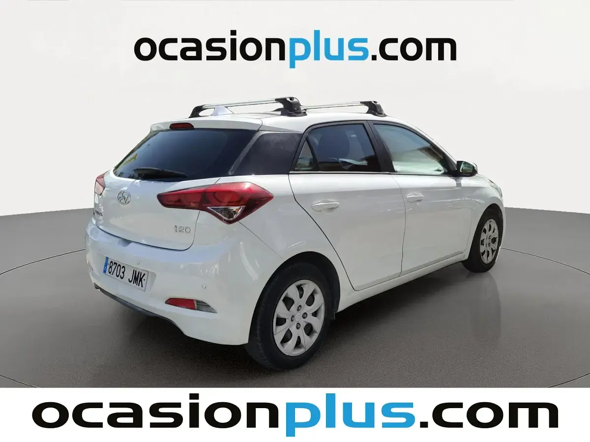 Usado Hyundai i20 84 CV (61 kW) 2016 Blanco Utilitario