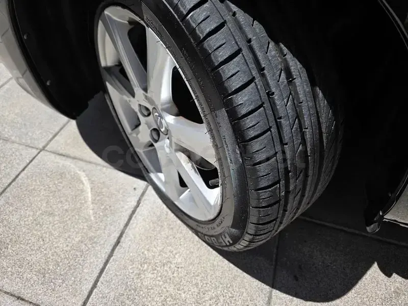 Usado Volvo V60 Summum 150 CV (110 kW) 2017 Negro Familiar