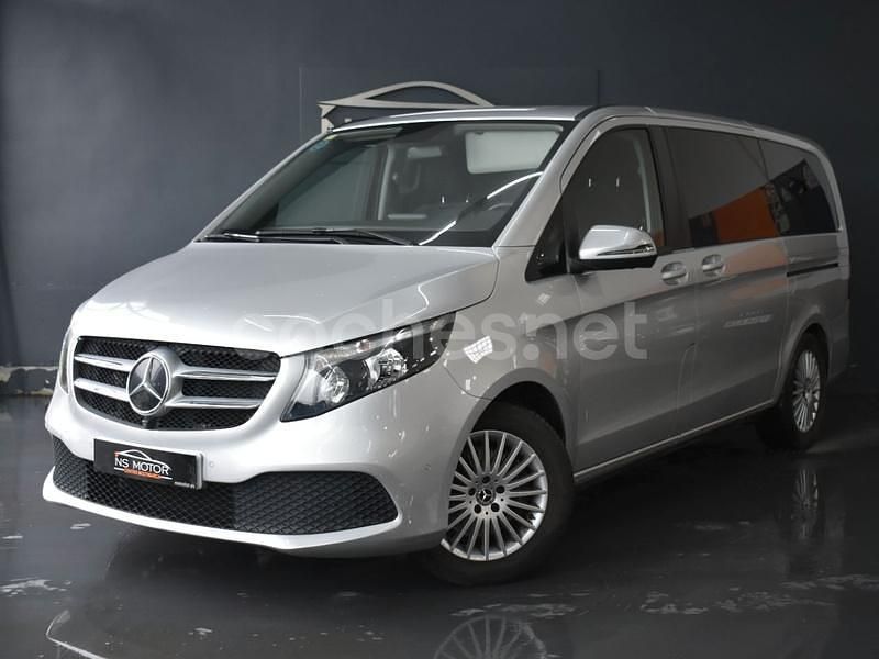 Usado Mercedes V220 Avantgarde 163 CV (119 kW) 2020 Gris / plata Monovolumen