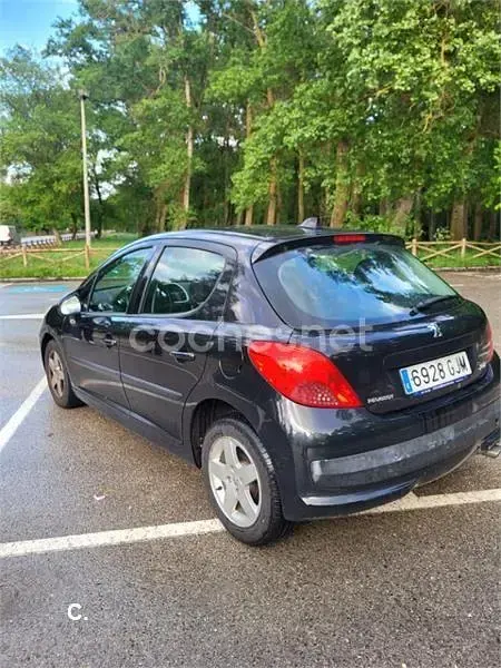 Usado Peugeot 207 95 CV (69 kW) 2008 Negro Berlina