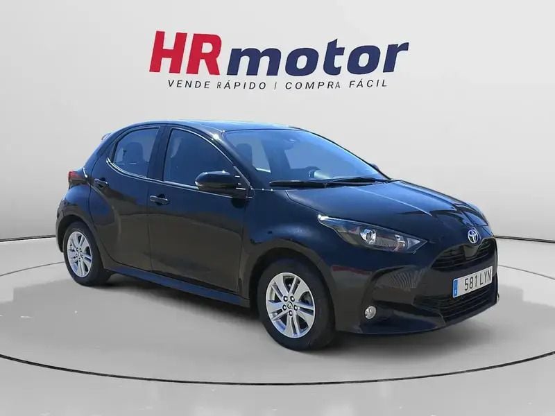 Blanco Usado 2022 Toyota Yaris Edition Utilitario | 14.610 € (Precio justo) - Imagen 1/4