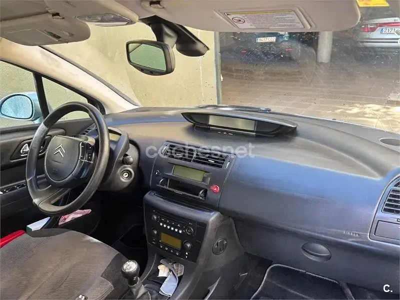 Usado Citroën C4 110 CV (80 kW) 2005 Blanco Berlina