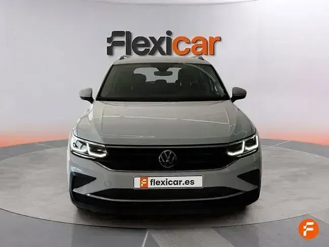 Usado VW Tiguan Life 150 CV (110 kW) 2024 Blanco SUV