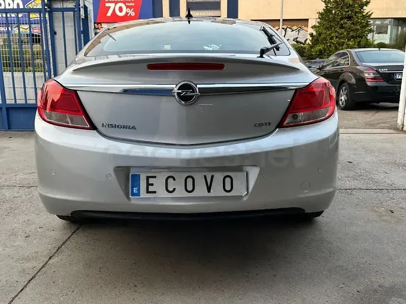 Usado Opel Insignia Excellence 130 CV (95 kW) 2013 Gris / plata Berlina