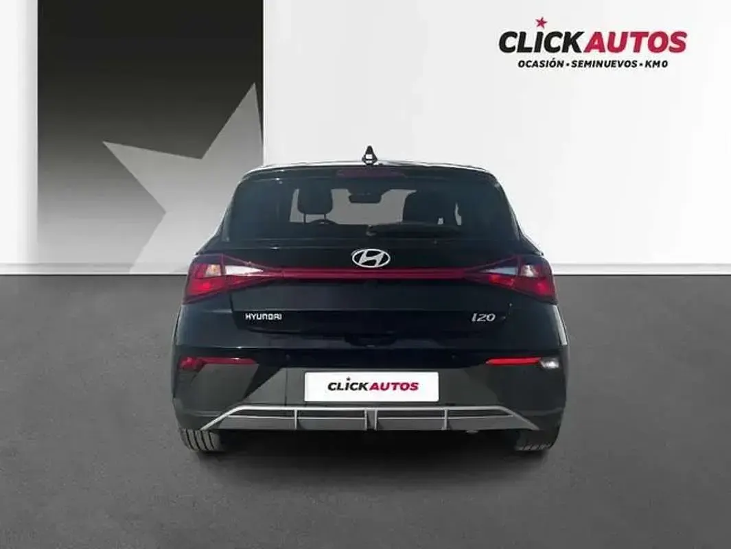 Usado Hyundai i20 80 CV (58 kW) 2025 Negro Utilitario