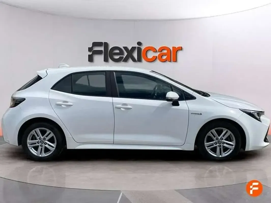Usado Toyota Corolla Active 140 CV (102 kW) 2021 Blanco Utilitario