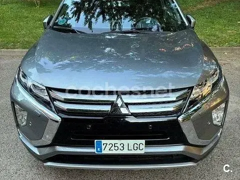 Usado Mitsubishi Eclipse Cross Motion 163 CV (119 kW) 2020 Gris / plata SUV