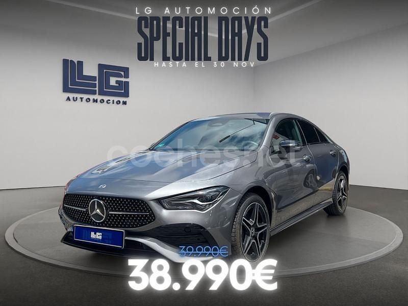Gris / plata Usado 2024 Mercedes CLA250e Berlina | 38.990 € (Precio justo) - Imagen 1/4